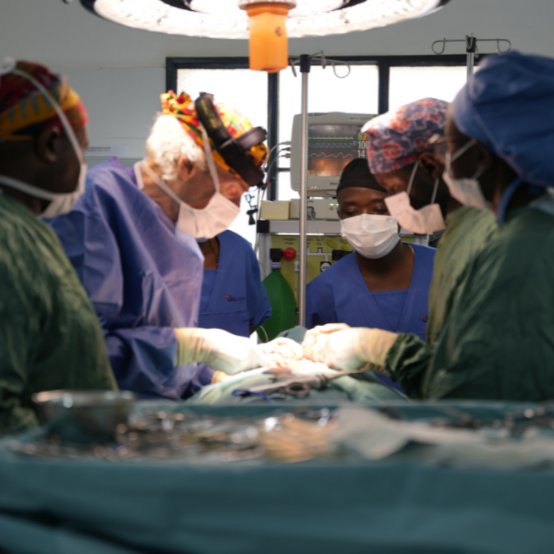 Operatie dokter Moreels UNICHIR Oost-Congo 800 x 600